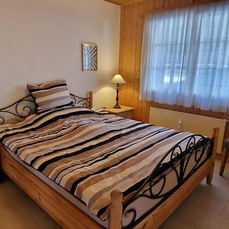 Dahlia 5 צ'מפאוסין